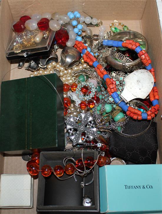 Mixed costume jewellery